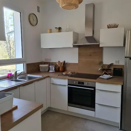 Casa de Férias Magnifique Dans La Foret 8 Pers Wifi *